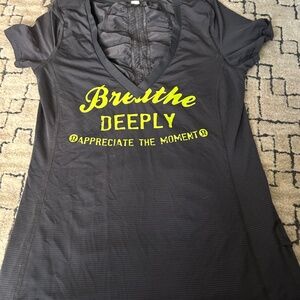 Lululemon V-neck Ruched Back Breath Deeply Appreciate The Moment Short Sleeve
